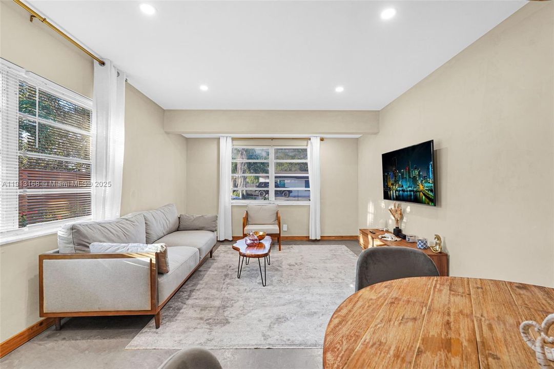 For Sale: $779,000 (3 beds, 2 baths, 1676 Square Feet)