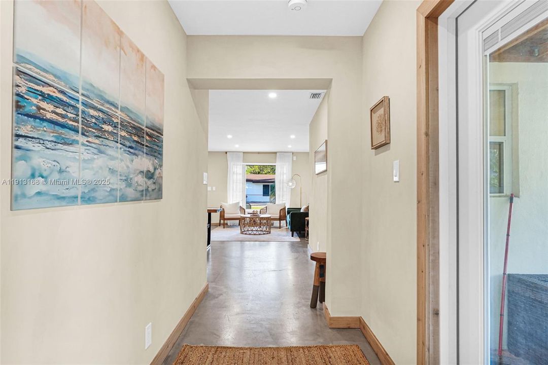 For Sale: $779,000 (3 beds, 2 baths, 1676 Square Feet)