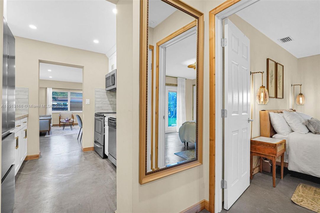 For Sale: $779,000 (3 beds, 2 baths, 1676 Square Feet)