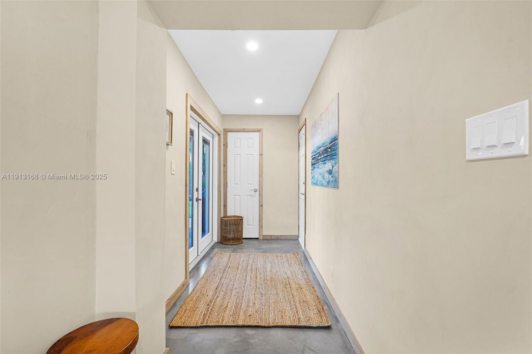 For Sale: $779,000 (3 beds, 2 baths, 1676 Square Feet)