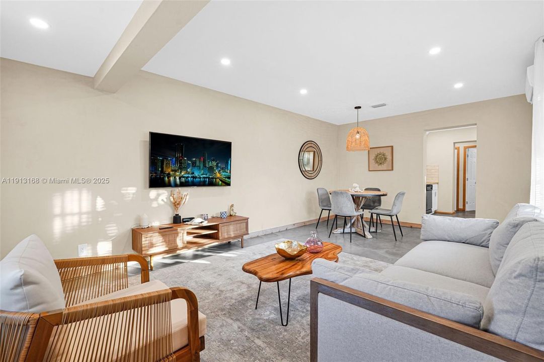 For Sale: $779,000 (3 beds, 2 baths, 1676 Square Feet)