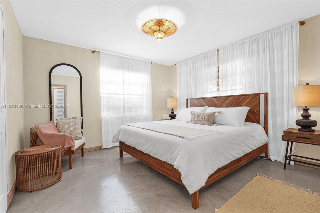 For Sale: $779,000 (3 beds, 2 baths, 1676 Square Feet)