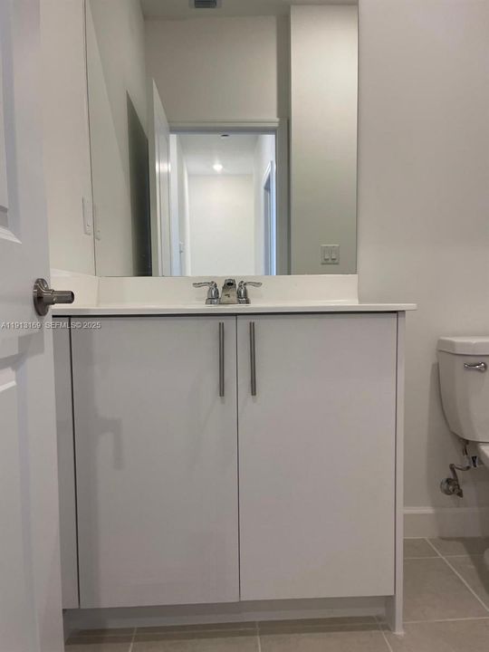 В аренду: $2,450 (3 спален, 2 ванн, 1574 Квадратных фут)