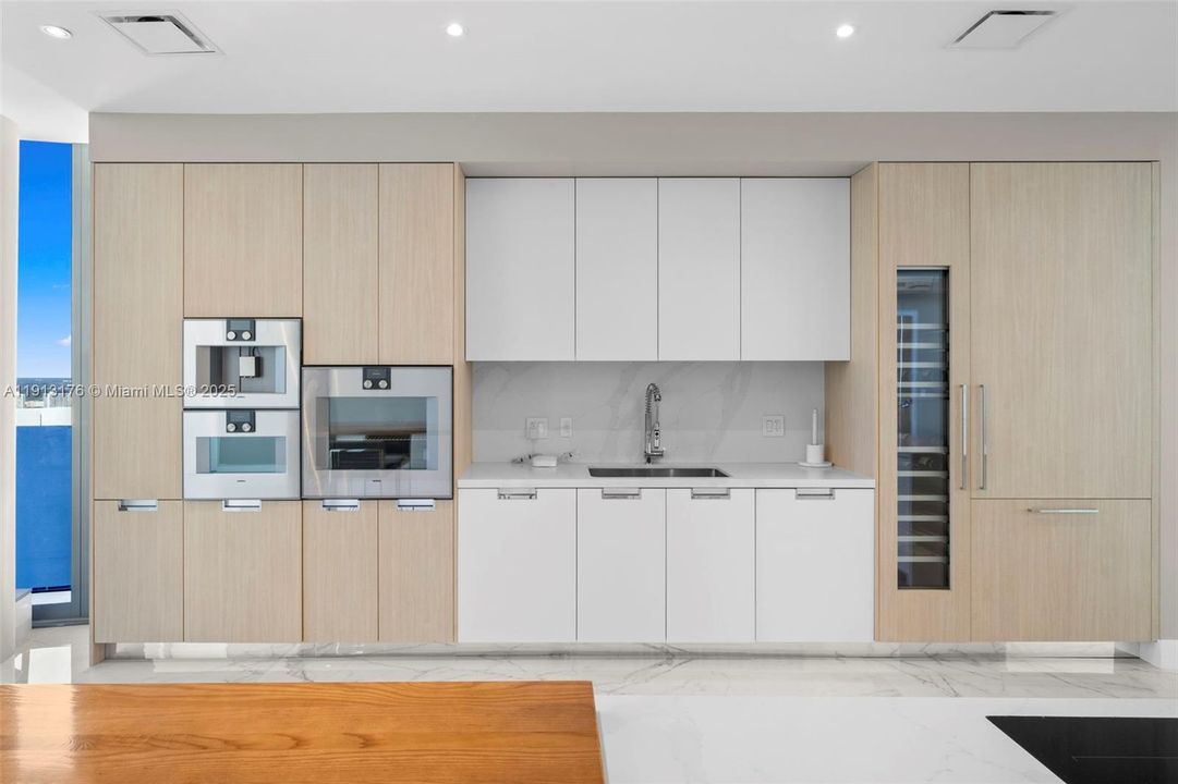 В аренду: $32,500 (3 спален, 4 ванн, 2688 Квадратных фут)