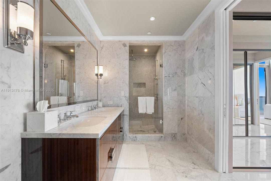 В аренду: $32,500 (3 спален, 4 ванн, 2688 Квадратных фут)