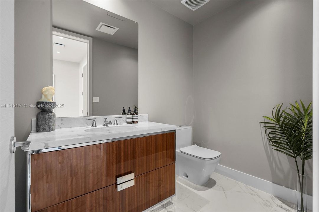 В аренду: $32,500 (3 спален, 4 ванн, 2688 Квадратных фут)