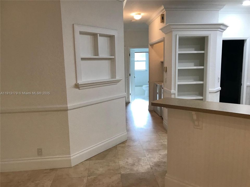 Active With Contract: $2,800 (3 beds, 2 baths, 1137 Square Feet)