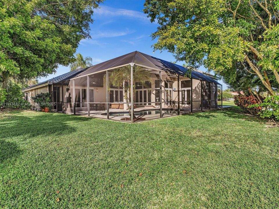 For Sale: $2,170,000 (5 beds, 5 baths, 3857 Square Feet)