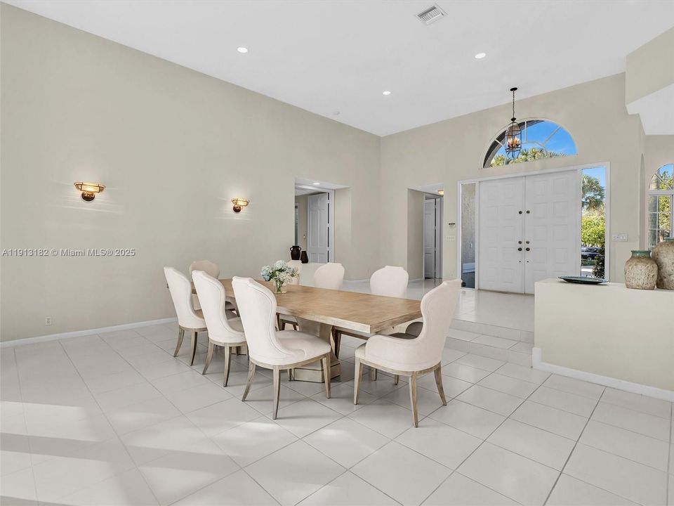 For Sale: $2,170,000 (5 beds, 5 baths, 3857 Square Feet)