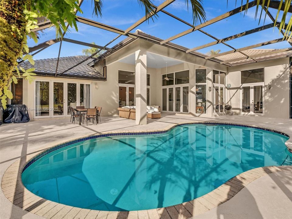 For Sale: $2,170,000 (5 beds, 5 baths, 3857 Square Feet)