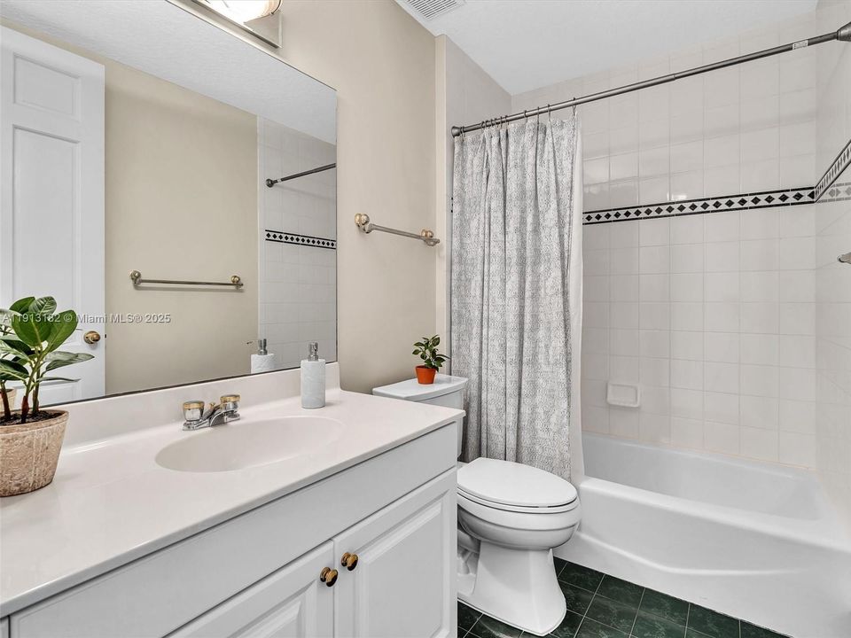 For Sale: $2,170,000 (5 beds, 5 baths, 3857 Square Feet)