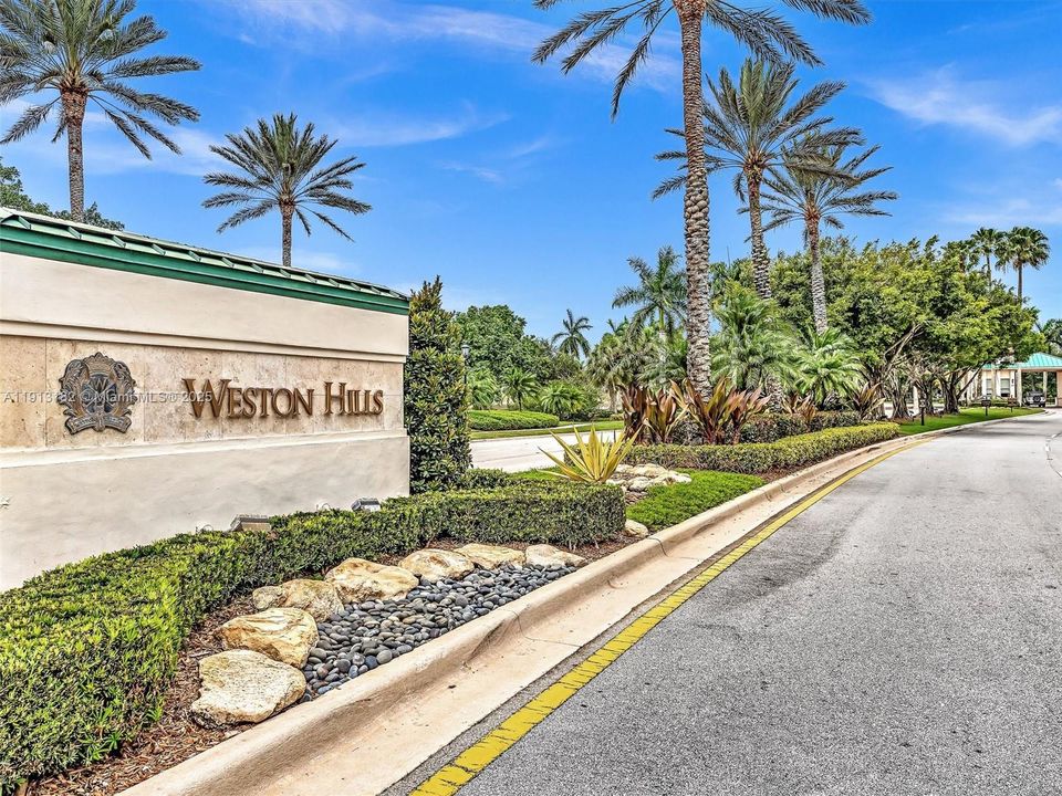 For Sale: $2,170,000 (5 beds, 5 baths, 3857 Square Feet)