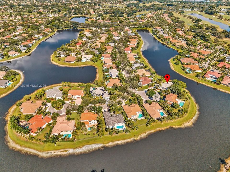 For Sale: $2,170,000 (5 beds, 5 baths, 3857 Square Feet)