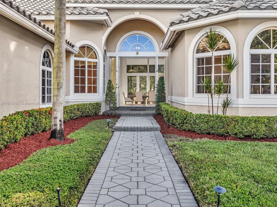 For Sale: $2,170,000 (5 beds, 5 baths, 3857 Square Feet)