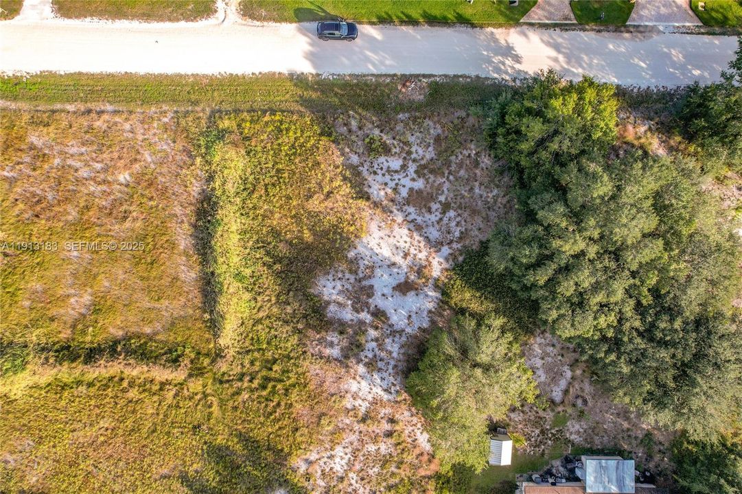 待售: $12,000 (0.23 acres)