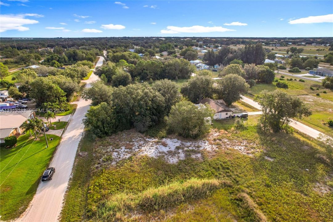 待售: $12,000 (0.23 acres)