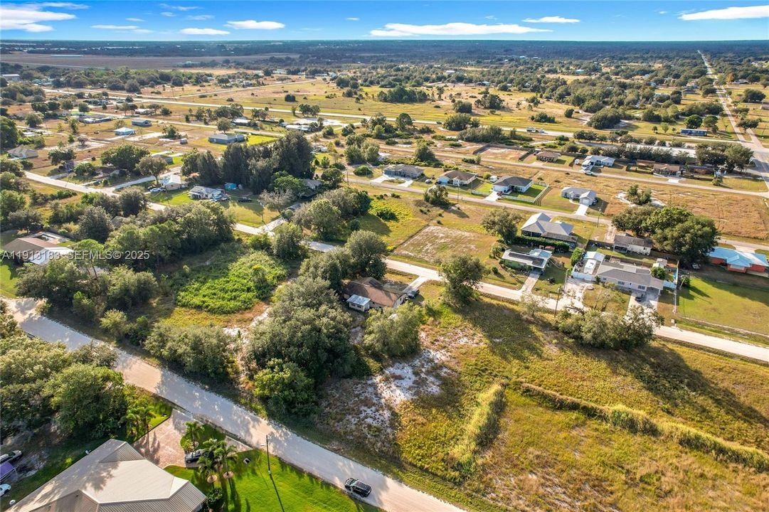 待售: $12,000 (0.23 acres)