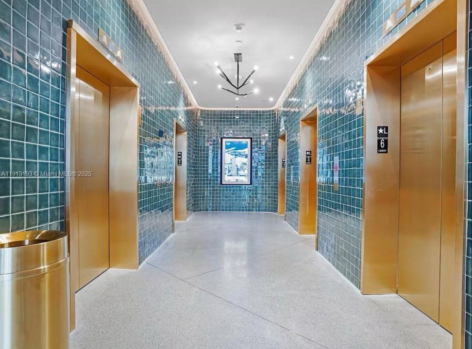 待售: $510,000 (0 贝兹, 1 浴室, 367 平方英尺)