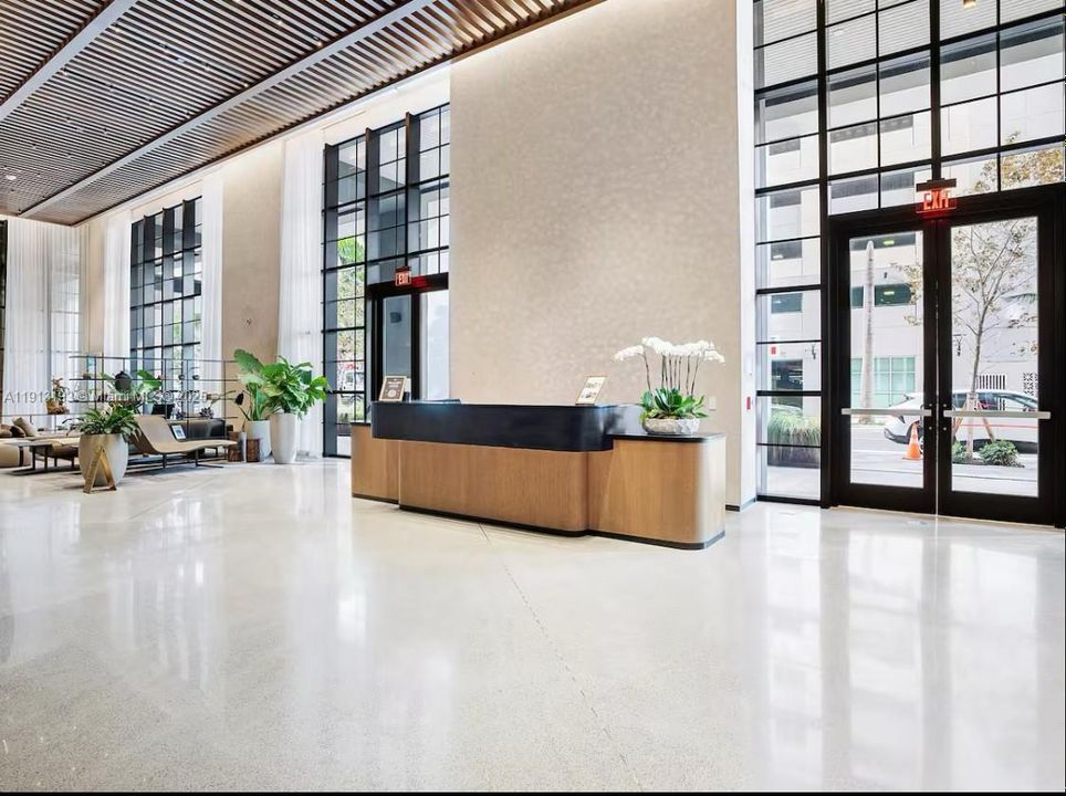 待售: $510,000 (0 贝兹, 1 浴室, 367 平方英尺)