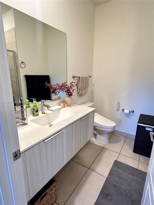 В аренду: $3,200 (2 спален, 2 ванн, 0 Квадратных фут)