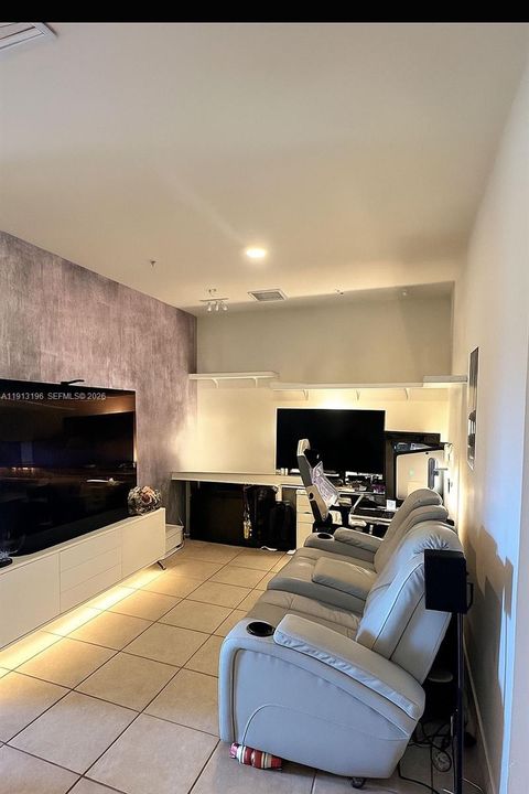 В аренду: $3,200 (2 спален, 2 ванн, 0 Квадратных фут)