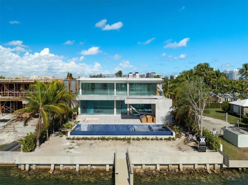For Sale: $24,995,000 (6 beds, 9 baths, 9930 Square Feet)