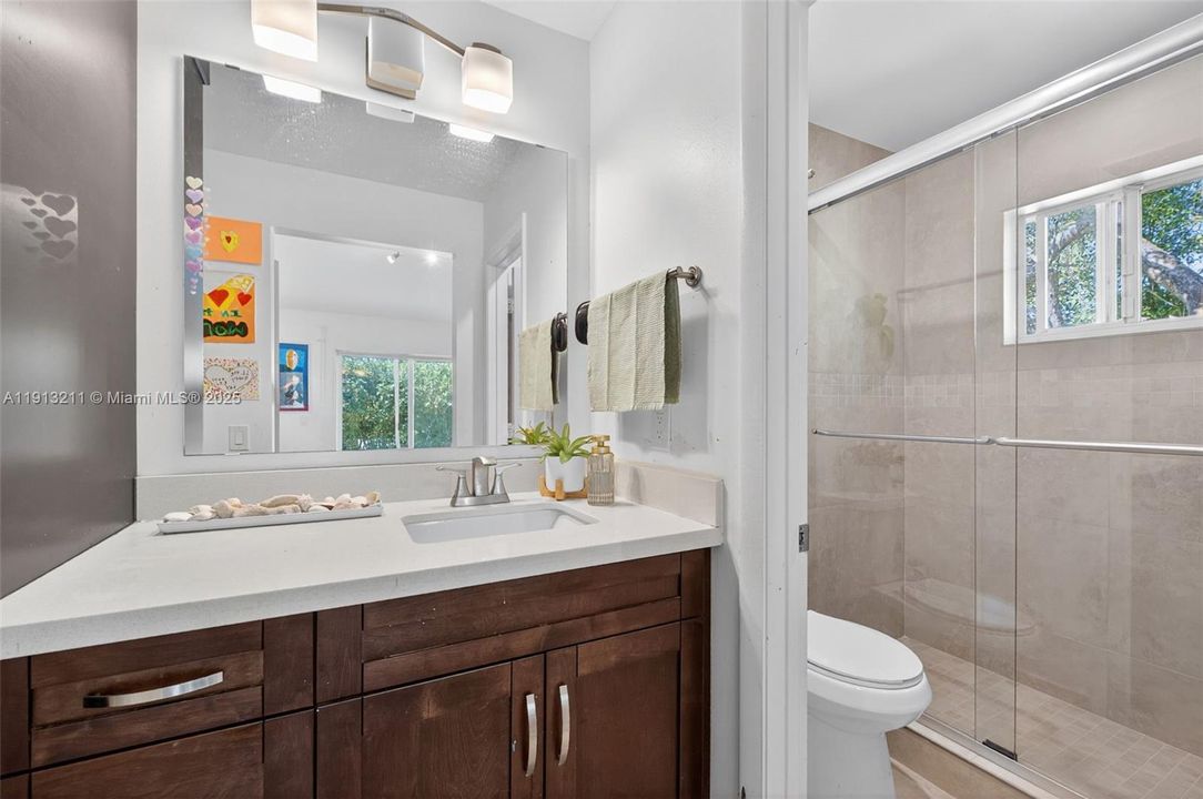 Active With Contract: $650,000 (3 beds, 2 baths, 1542 Square Feet)