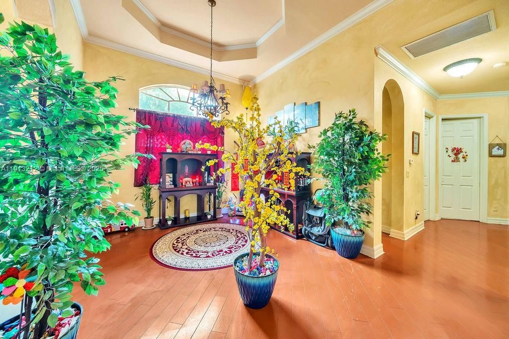 En Venta: $595,000 (3 camas, 2 baños, 0 Pies cuadrados)