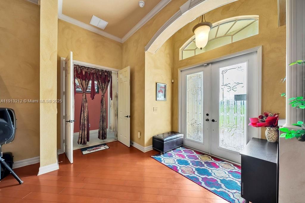 En Venta: $595,000 (3 camas, 2 baños, 0 Pies cuadrados)