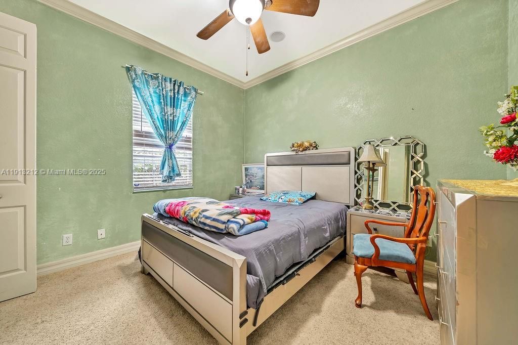 En Venta: $595,000 (3 camas, 2 baños, 0 Pies cuadrados)