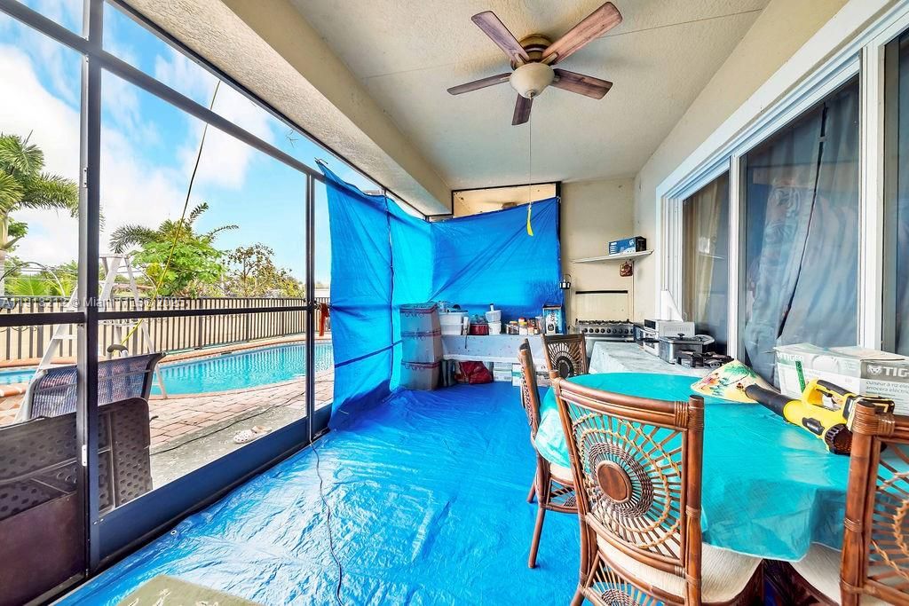 En Venta: $595,000 (3 camas, 2 baños, 0 Pies cuadrados)