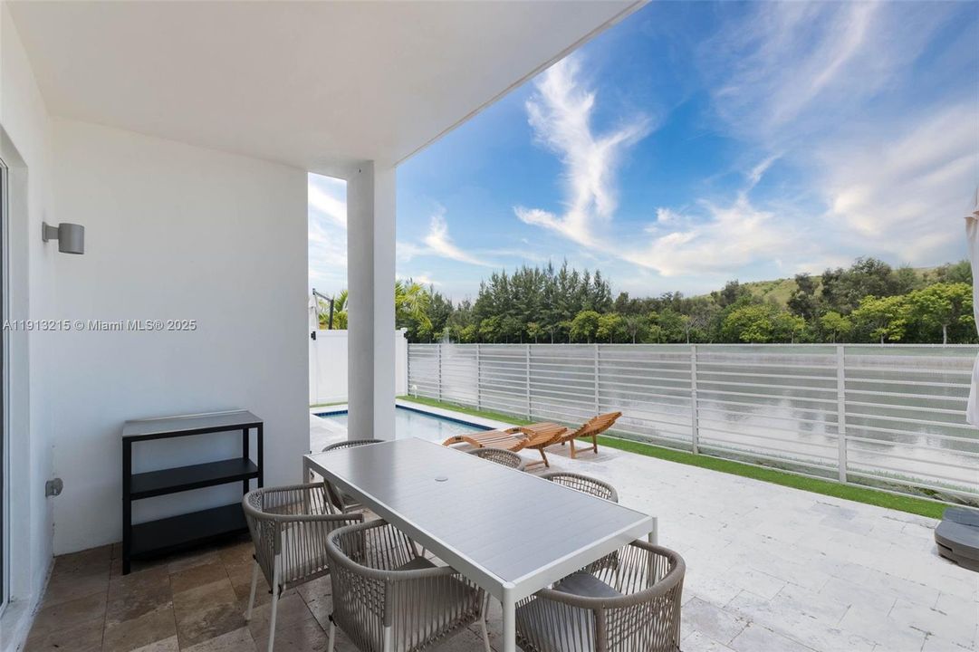 На продажу: $1,375,000 (4 спален, 3 ванн, 2782 Квадратных фут)