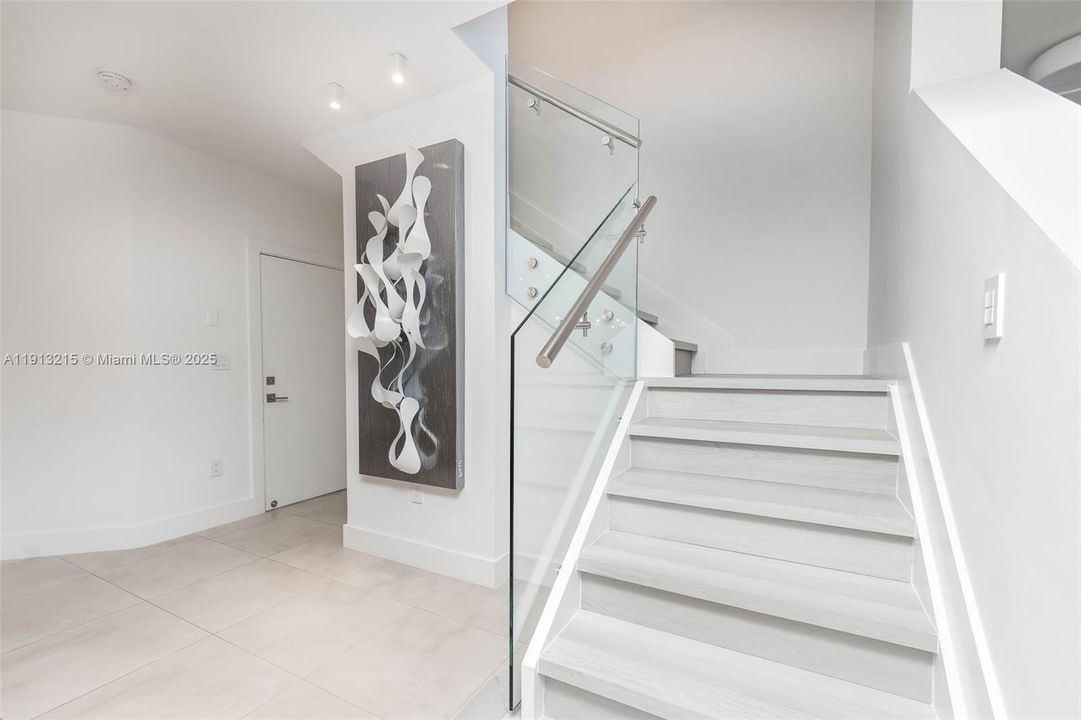 На продажу: $1,375,000 (4 спален, 3 ванн, 2782 Квадратных фут)