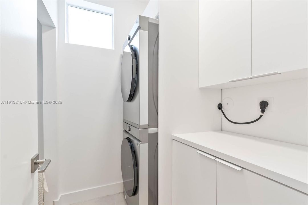 На продажу: $1,375,000 (4 спален, 3 ванн, 2782 Квадратных фут)