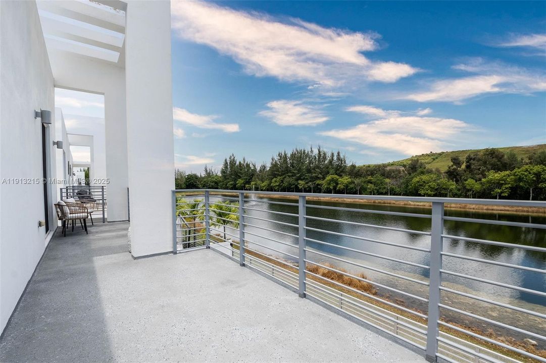 На продажу: $1,375,000 (4 спален, 3 ванн, 2782 Квадратных фут)