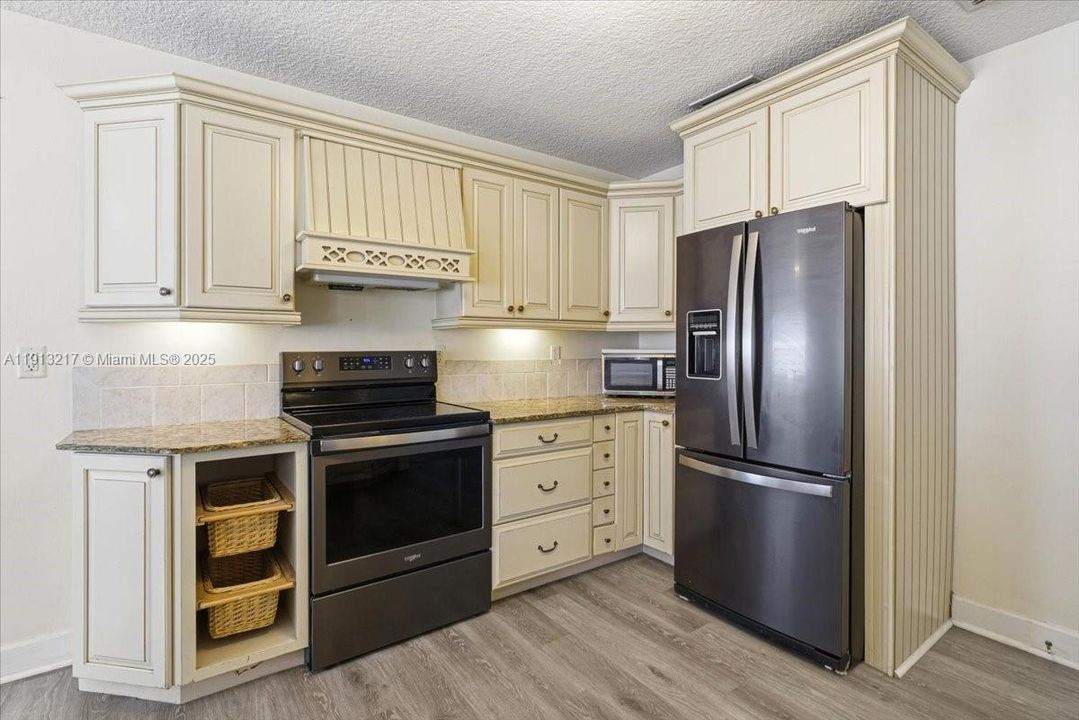 For Sale: $799,000 (3 beds, 2 baths, 0 Square Feet)