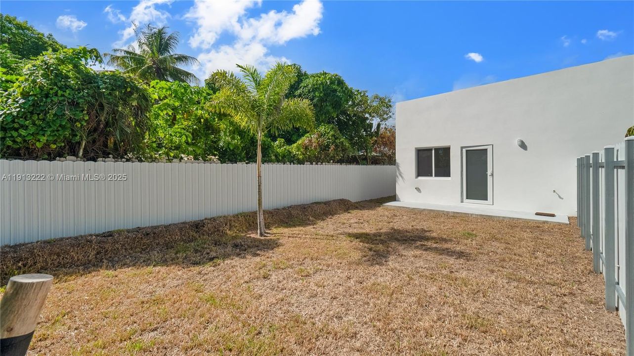 待售: $699,800 (3 贝兹, 2 浴室, 1100 平方英尺)