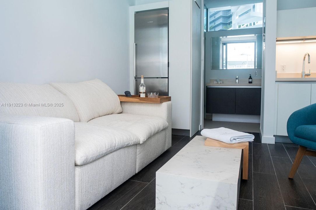 待售: $2,359,000 (3 贝兹, 4 浴室, 2188 平方英尺)