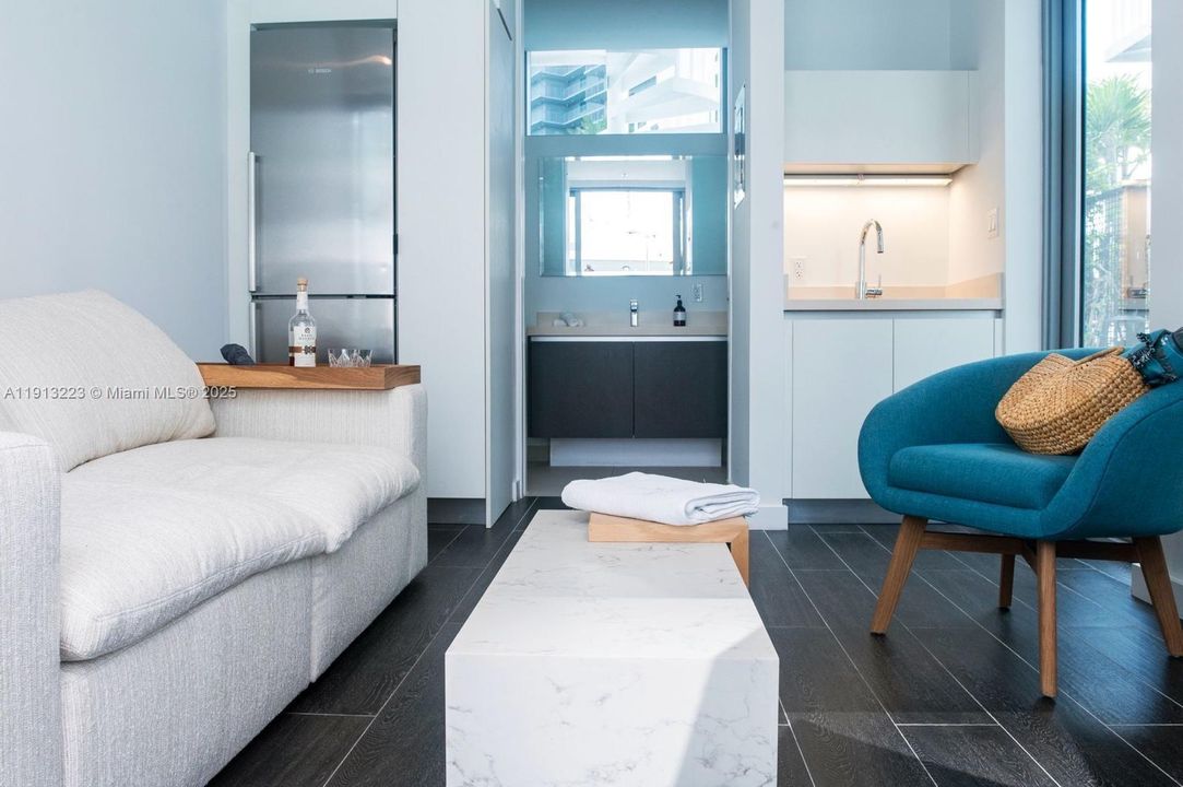 待售: $2,359,000 (3 贝兹, 4 浴室, 2188 平方英尺)