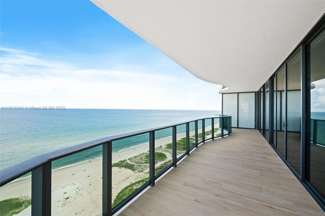 For Sale: $3,795,000 (3 beds, 3 baths, 2500 Square Feet)