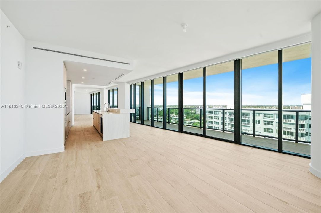 For Sale: $3,795,000 (3 beds, 3 baths, 2500 Square Feet)