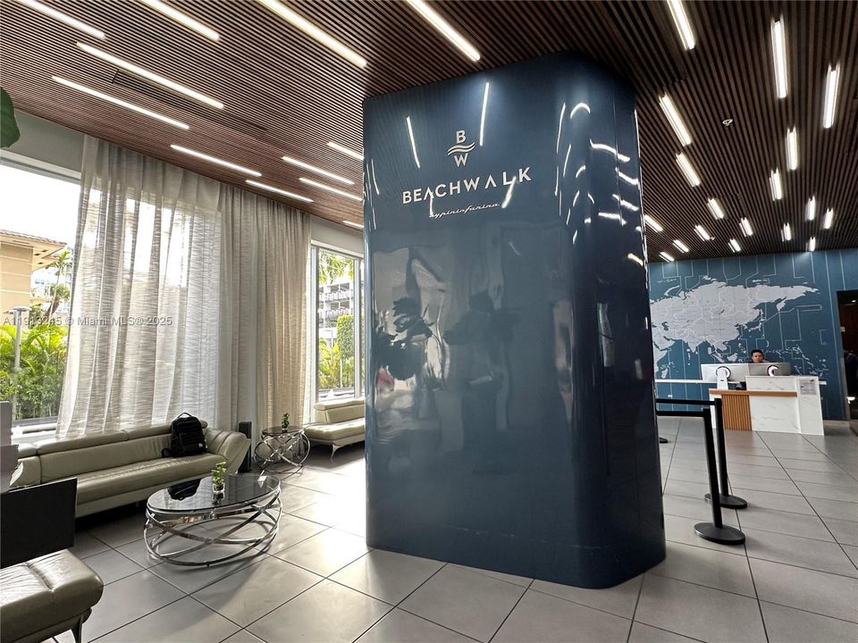 待售: $439,000 (2 贝兹, 2 浴室, 1030 平方英尺)