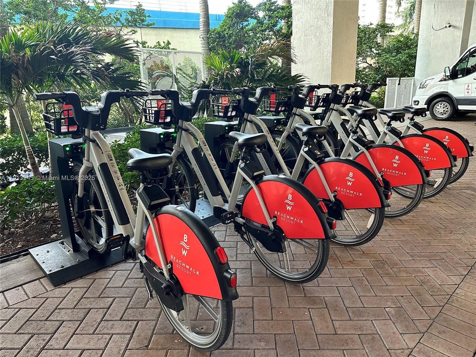 待售: $439,000 (2 贝兹, 2 浴室, 1030 平方英尺)