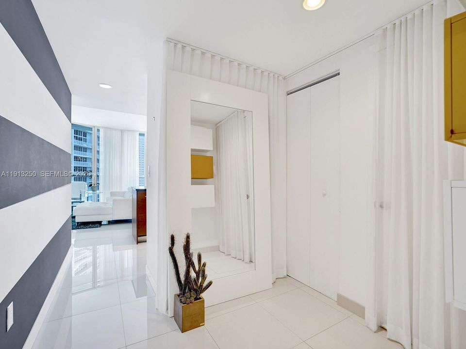 For Rent: $5,375 (2 beds, 2 baths, 1500 Square Feet)