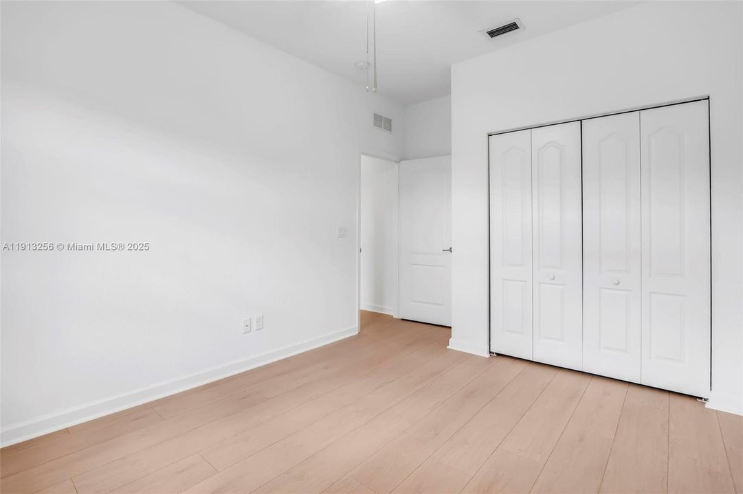 En Renta: $4,200 (3 camas, 2 baños, 1875 Pies cuadrados)