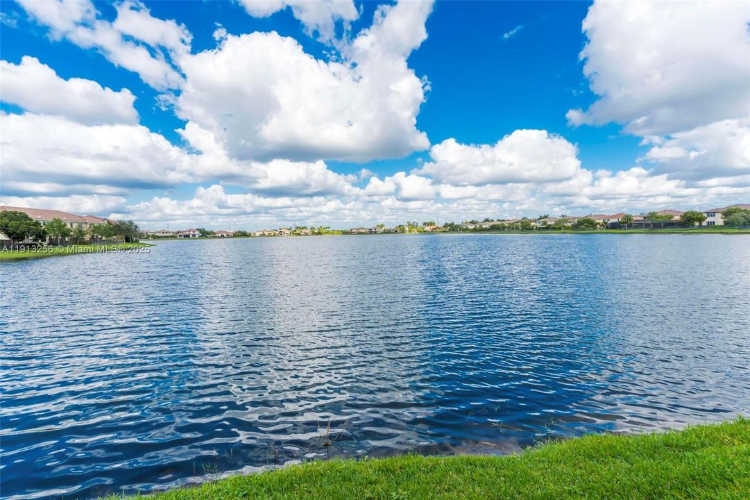 En Renta: $4,200 (3 camas, 2 baños, 1875 Pies cuadrados)