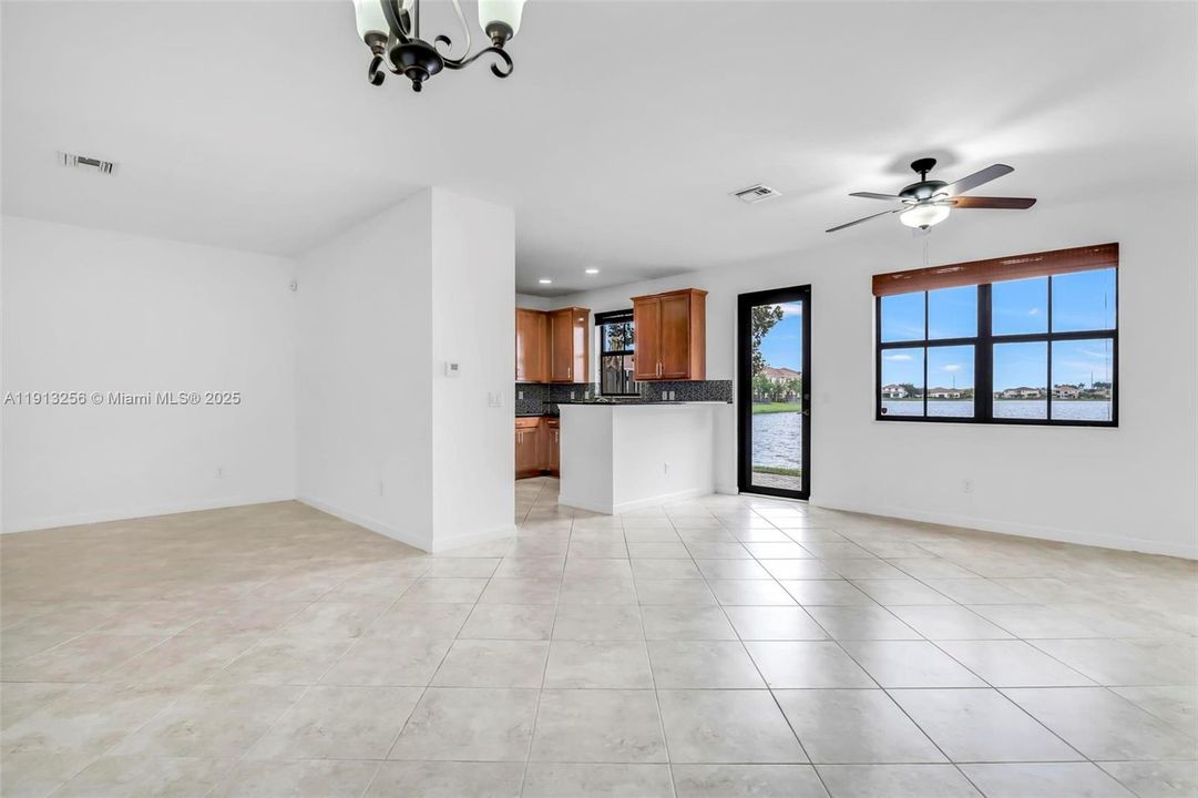 En Renta: $4,200 (3 camas, 2 baños, 1875 Pies cuadrados)