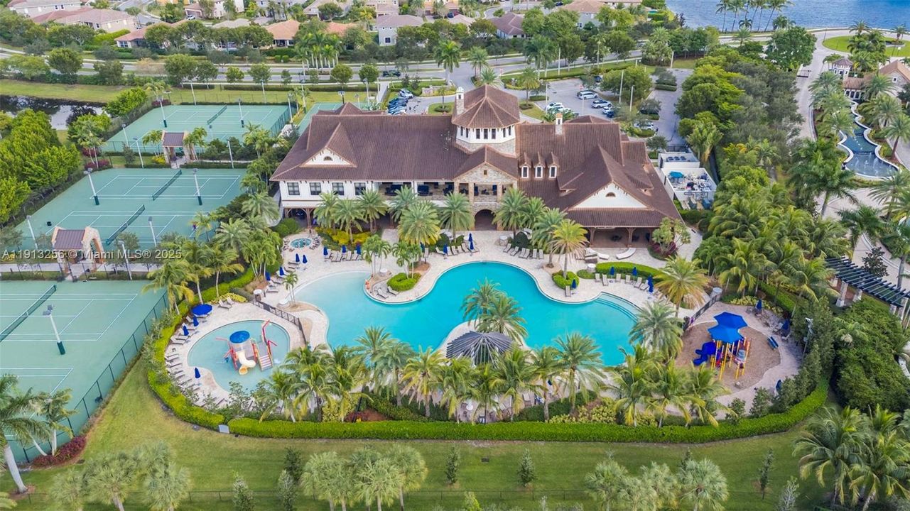 En Renta: $4,200 (3 camas, 2 baños, 1875 Pies cuadrados)