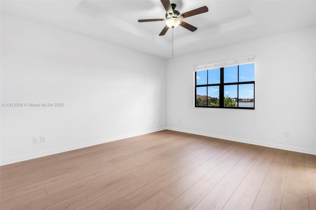 En Renta: $4,200 (3 camas, 2 baños, 1875 Pies cuadrados)