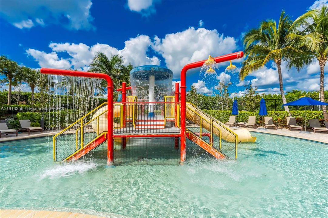 En Renta: $4,200 (3 camas, 2 baños, 1875 Pies cuadrados)